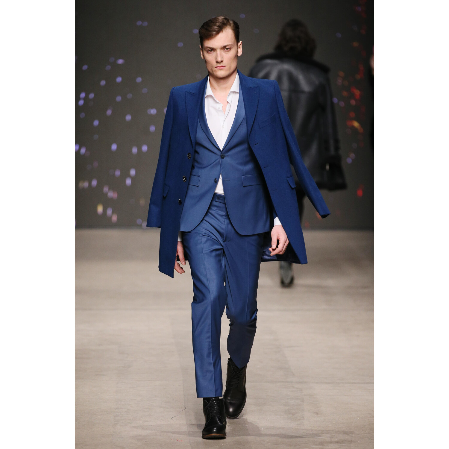 Фото 21DOT12 | The Twenty One Twelve Fall 2019 Ready-to-Wear / 21DOT12 | The Twenty One Twelve осень-зима 2019 / Неделя моды: Москва